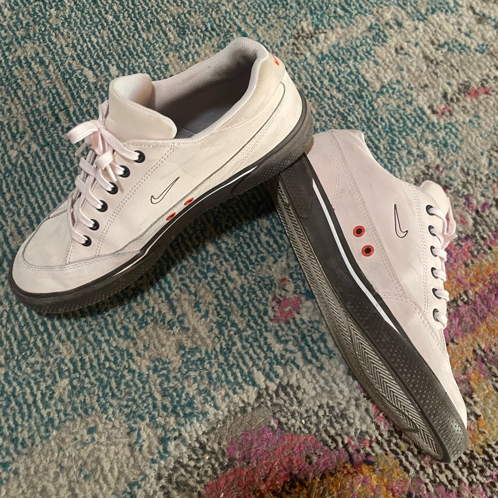 Nike shoes Men’s size 9